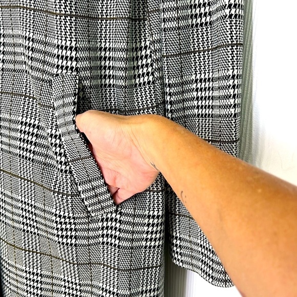 H&M - Tweed Black And White Green Stripe 2 Button Snap Long Blazer Size XS - Picture 7 of 14